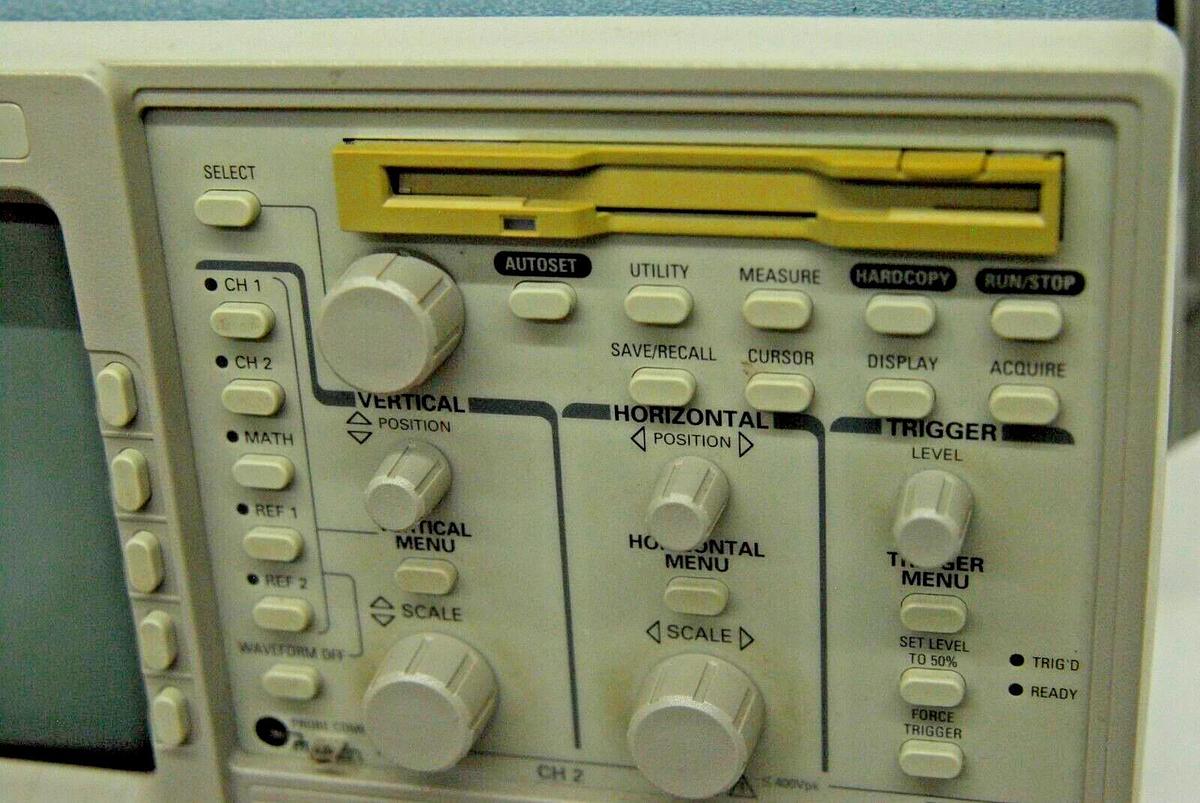 Used Tektronix TDS380 400 MHz, 2 Channel Oscilloscope
