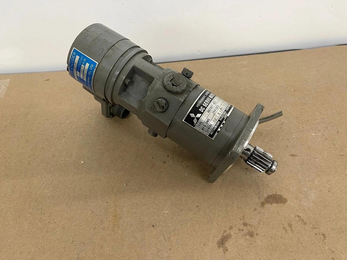 Used Mitsubishi HD20ET-02 DC Servo Motor / Sanyo Denki G1811-097-6 Encoder (DWC200H)
