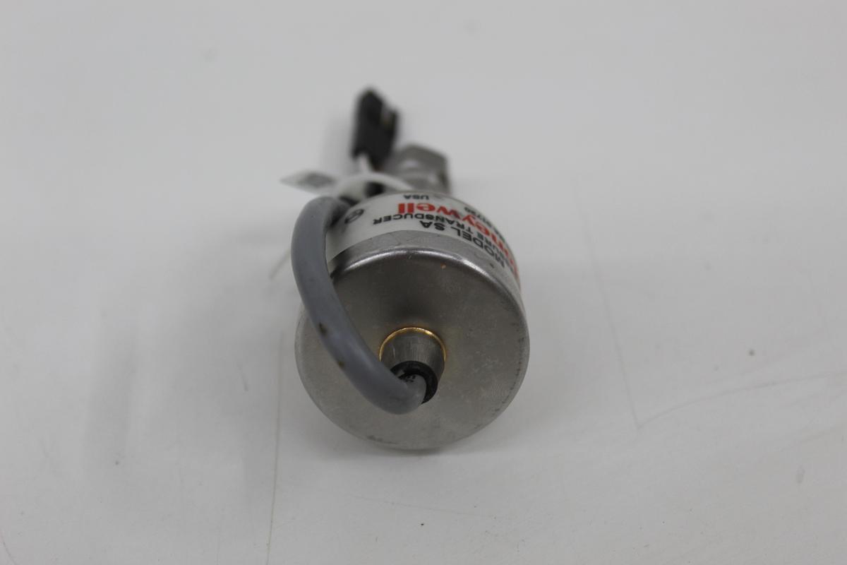 Used Honeywell Model SA Pressure Transducer 9305908 1000PSI