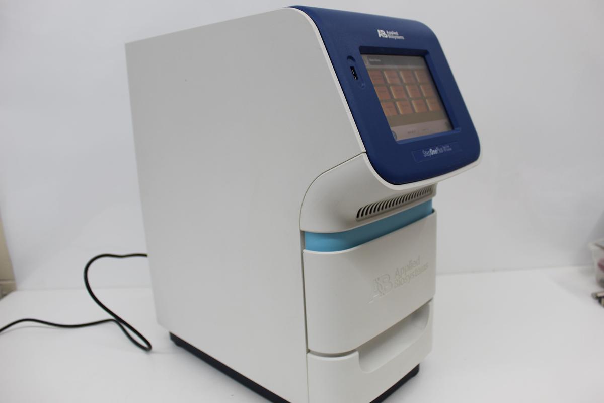 Used Applied Biosystems StepOnePlus Real-Time PCR System 4376592