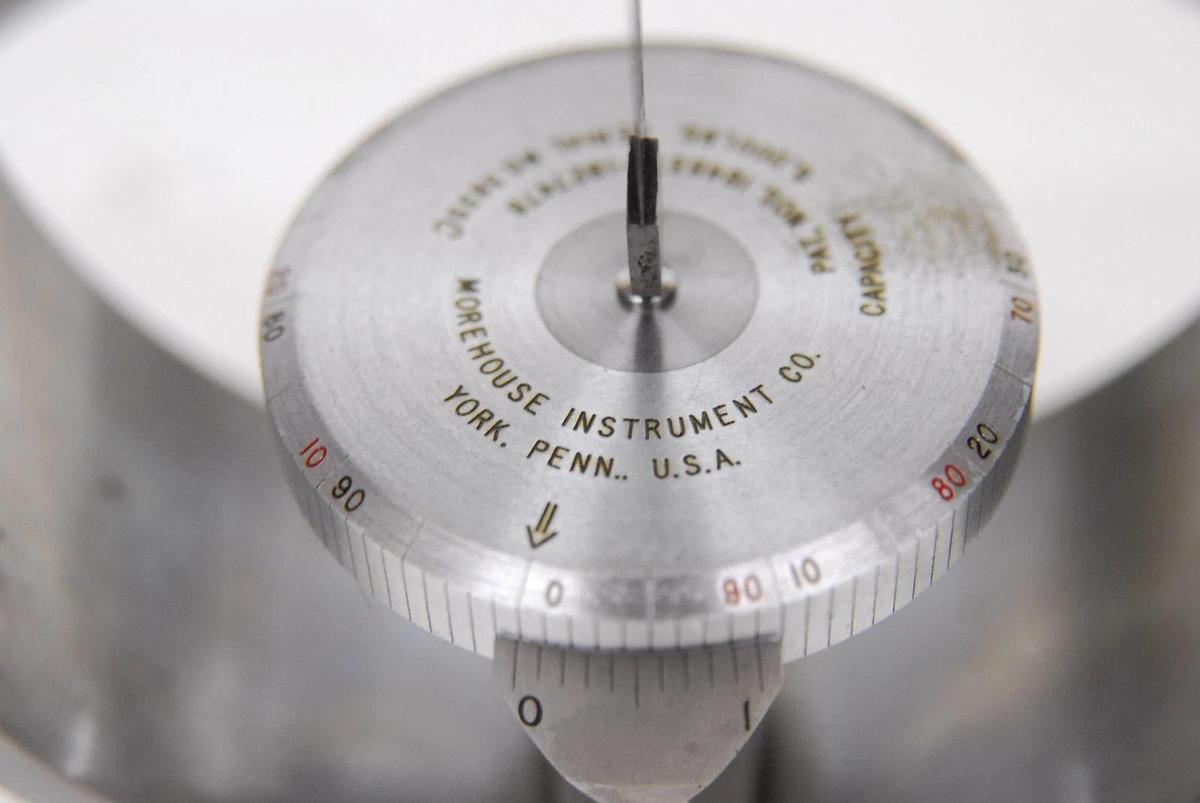 Used Morehouse 5000 LB Capacity Proving Ring W/ Case - Missing Rod