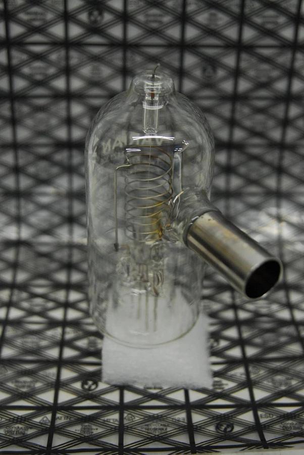 Used Varian K2471305 Type 571 Ionization Gauge Tube