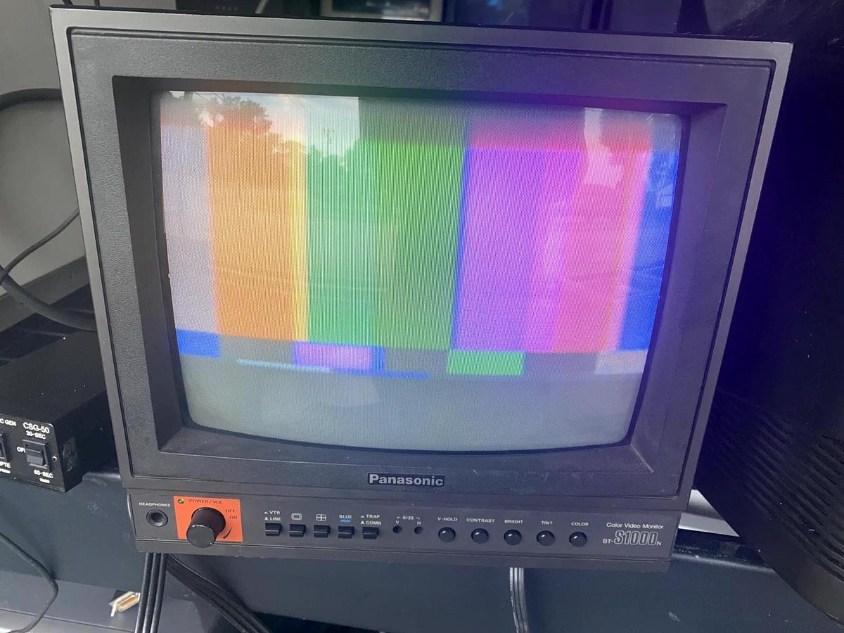 Used Panasonic BT-S1000N PVM