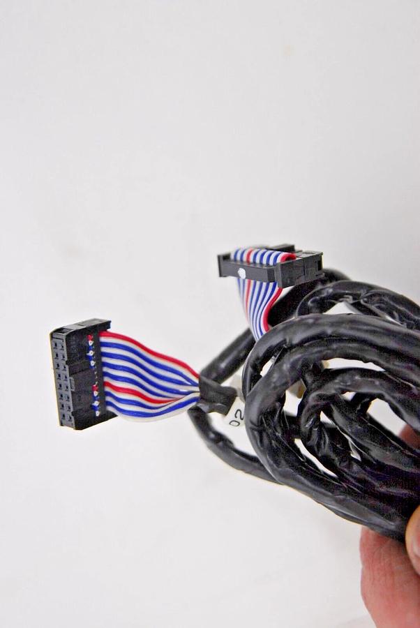 Used Kawasaki D32F-A001 - Lot of Cables/Connectors