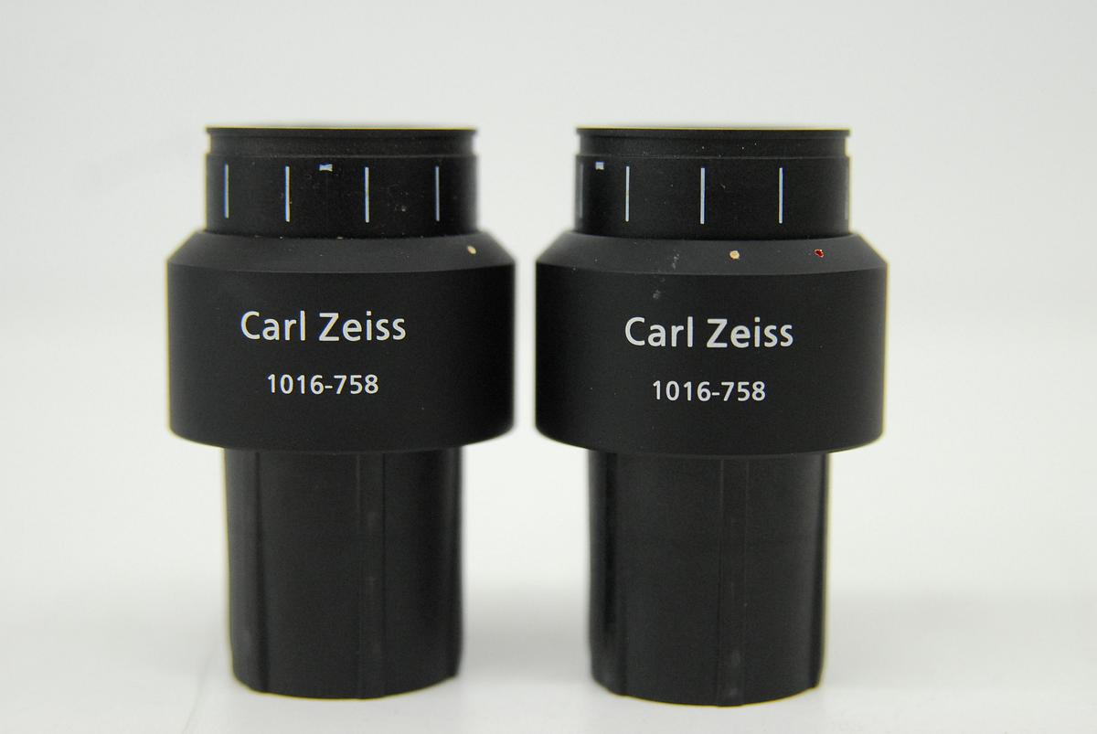 Used Zeiss 1016-758 W-PL 10x/23 Eyepiece Set (30mm Tube)