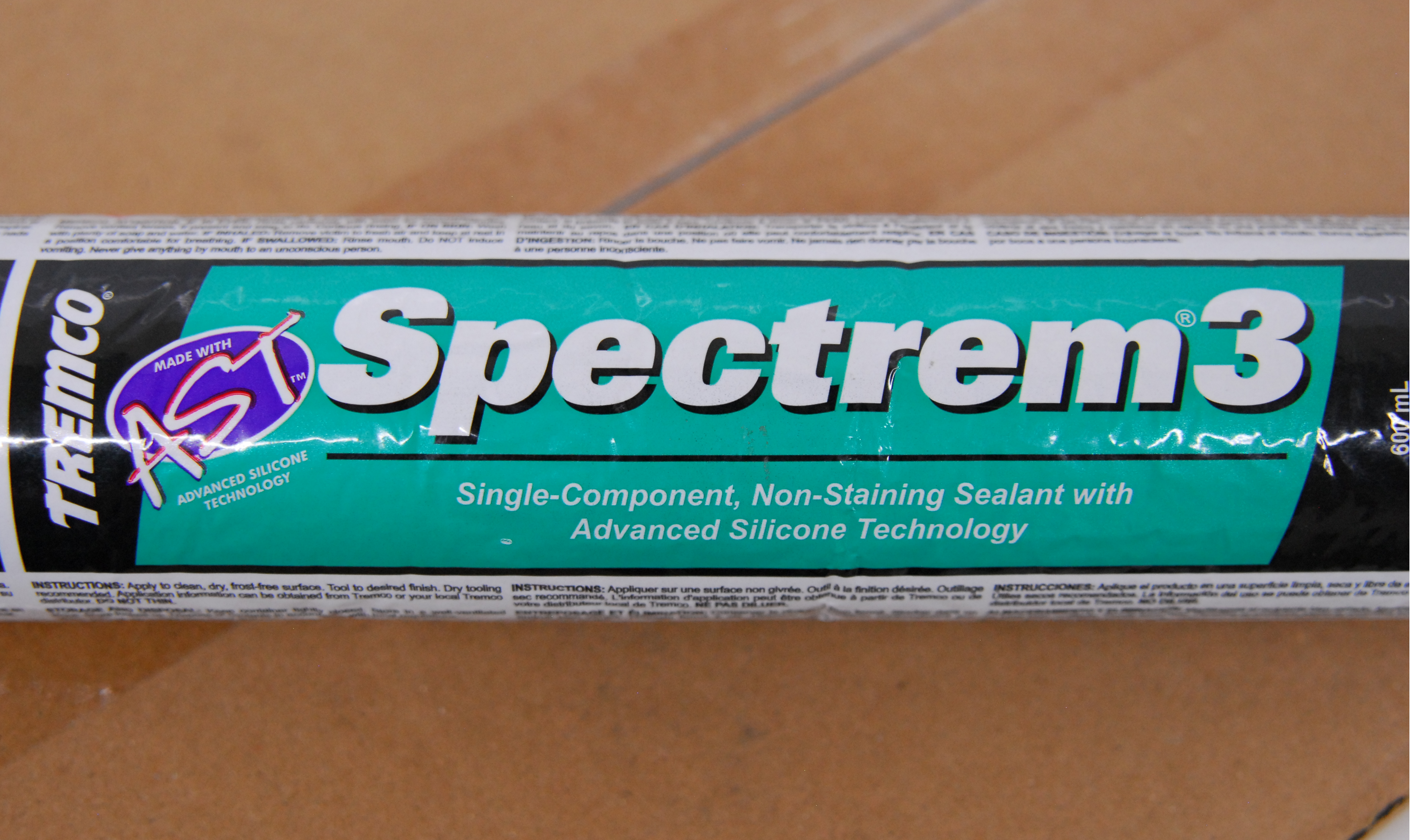 Used Tremco Spectrem 3 998877 385 Rustic Brick 15 x 600ml Sausages Silicone Sealant