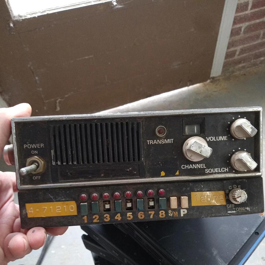 Used Vintage Western RADIO Services Model WR-156