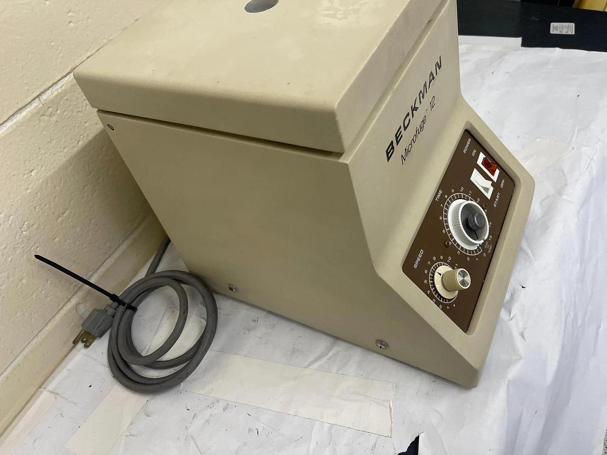 Used Beckman Microfuge 12