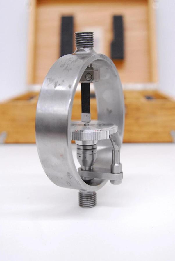 Used Morehouse 2000 LB Capacity Proving Ring W/ Case