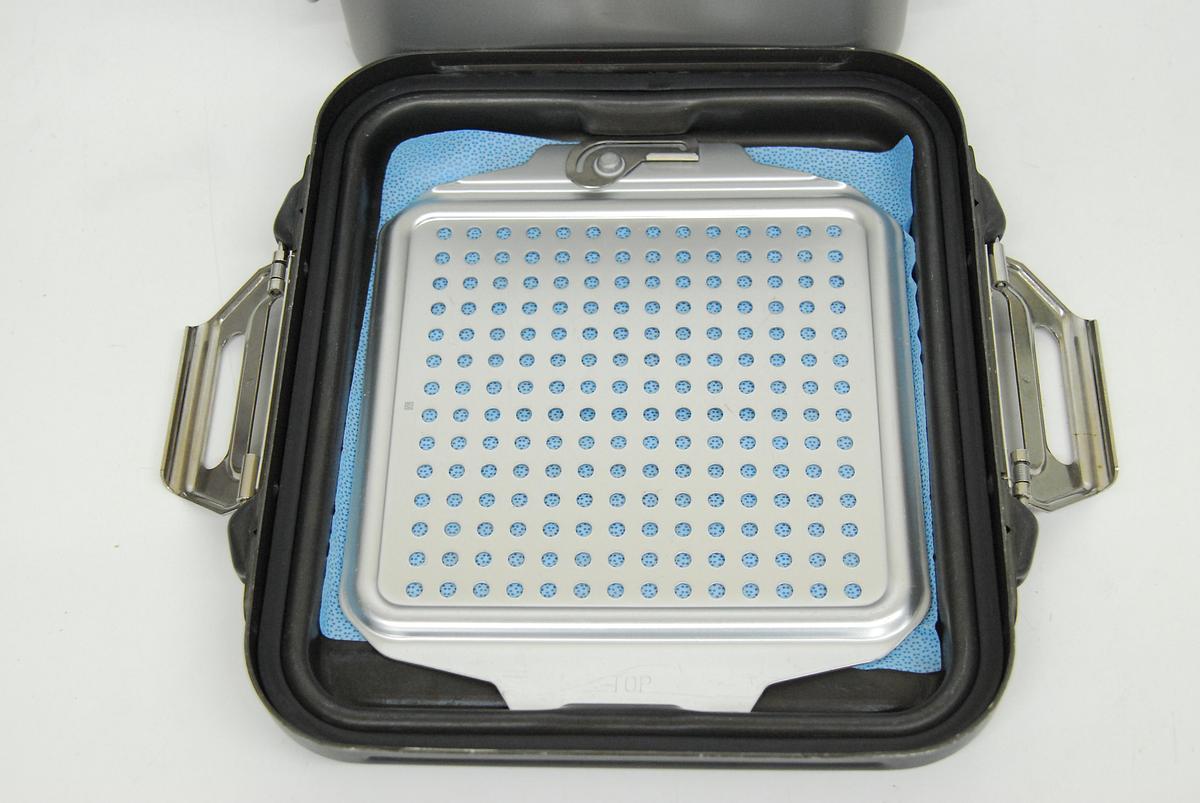 Used V. Mueller Genesis CD1-6B Sterilization Container 12x11x6 W/ Filter Holders, Basket