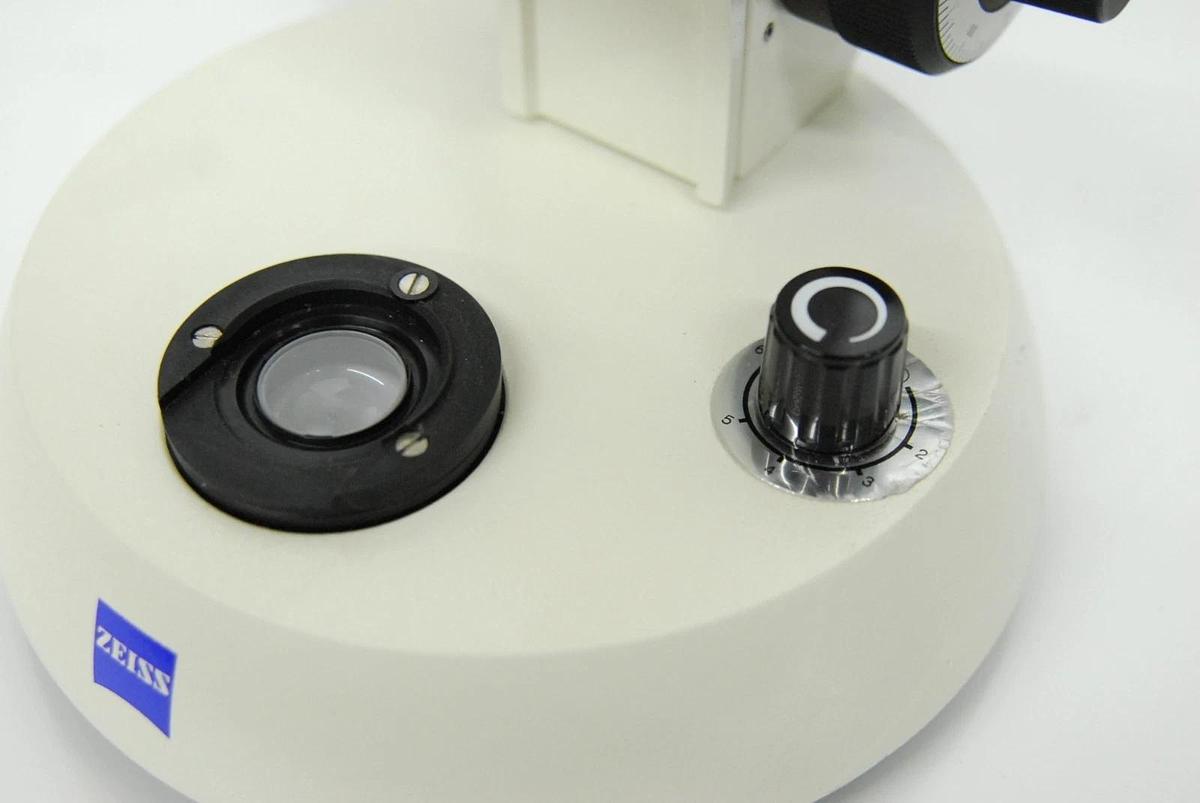 Used Zeiss KF2 450718 Microscope Body - Read Description