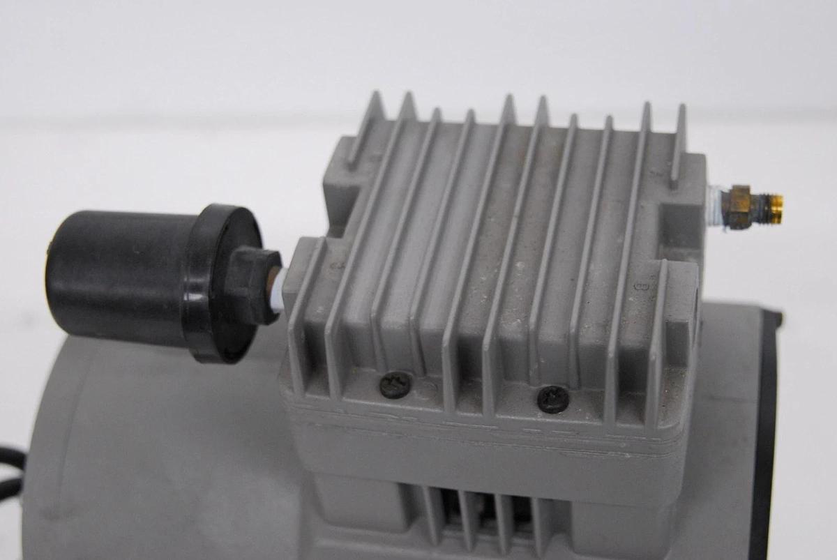 Used Thomas 807CK60 Air Compressor