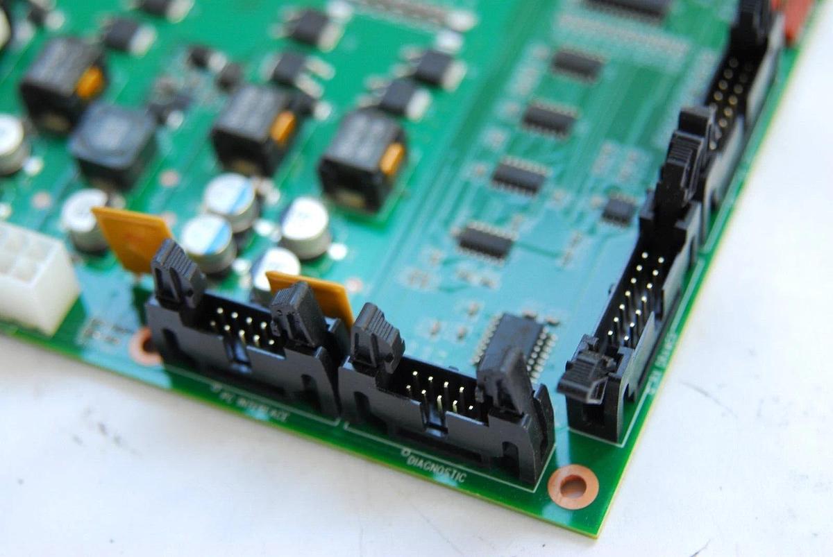 Used Omnicell 40-1050 POWERCOM3+ Control Board