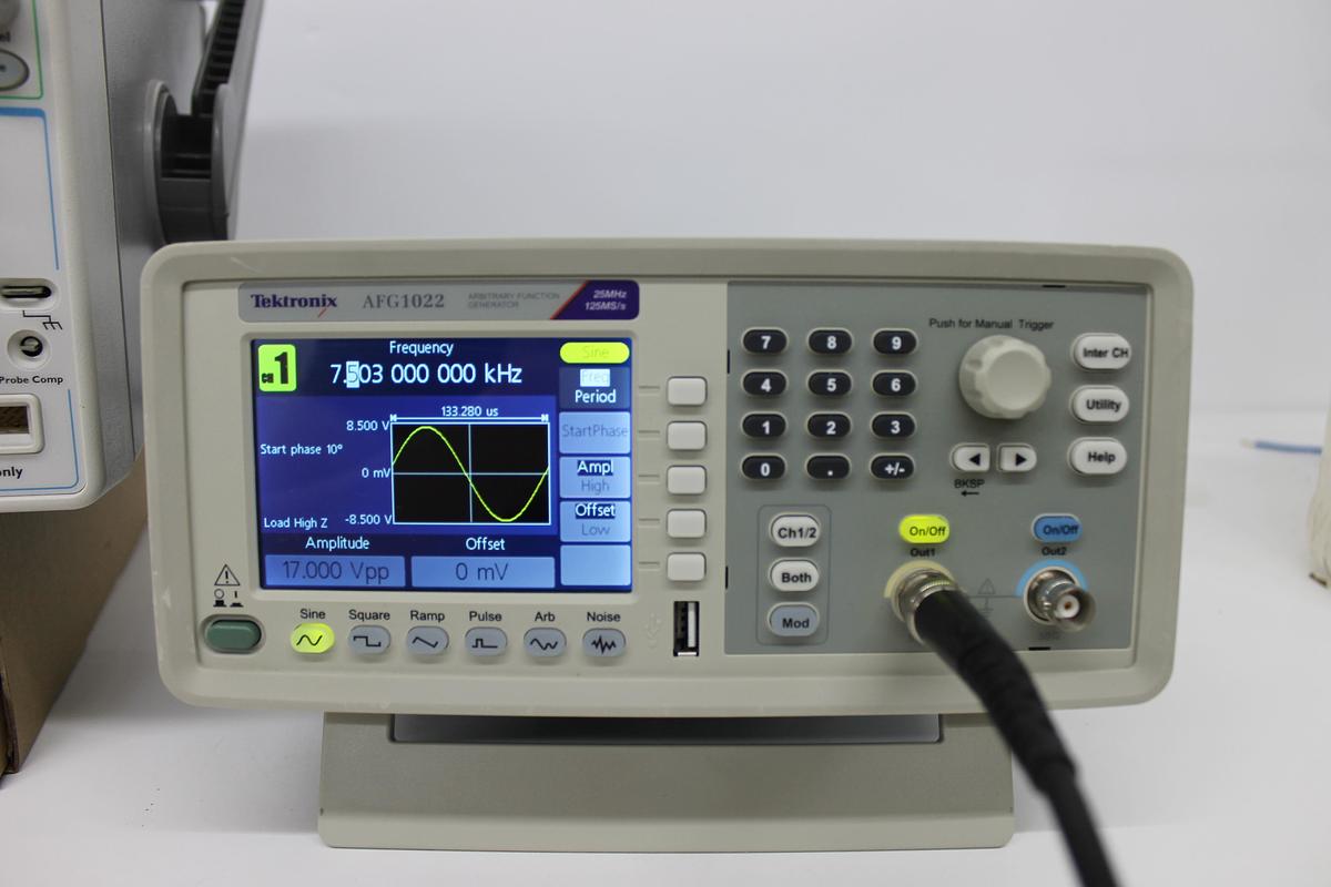 Used Tektronix AFG1022 Arbitrary Function Generator Dual Channel 25 MHz