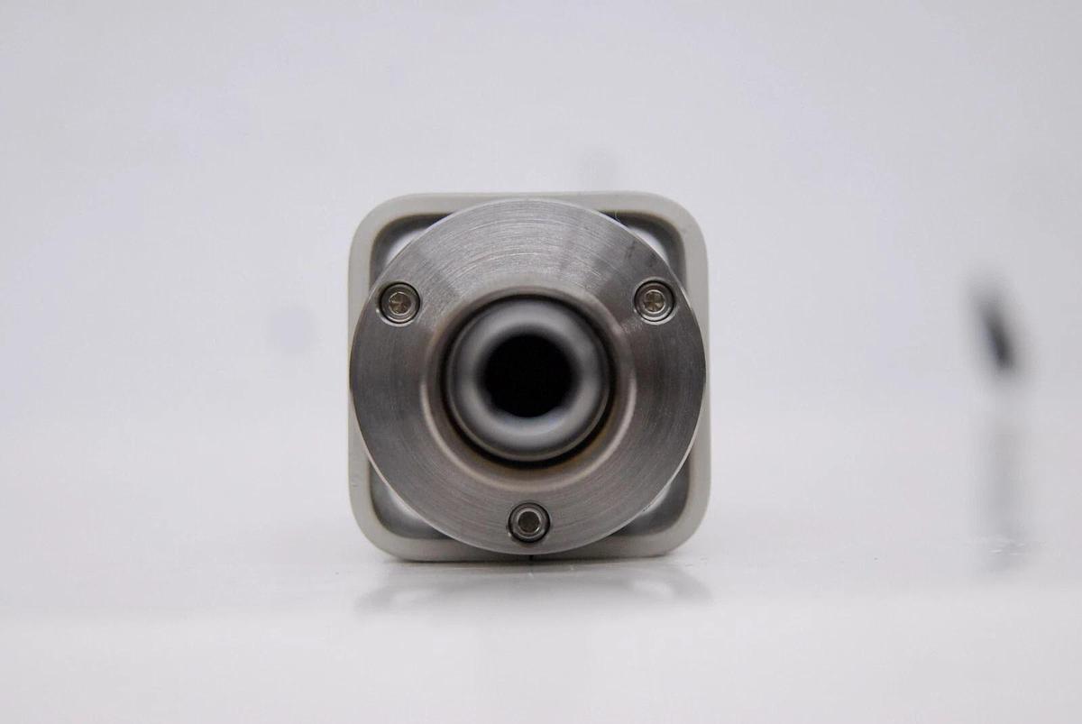 Used Satsuki Industries JEOL V3302C Penning Tube from Jeol JEM-1230 TEM Microscope