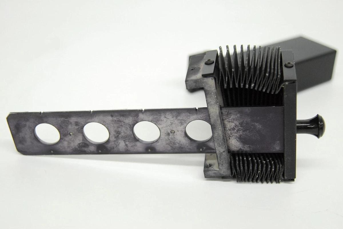 Used Nikon Diaphot TMD Inverted Microscope - 4 Slot Filter Cube Cassette Slider