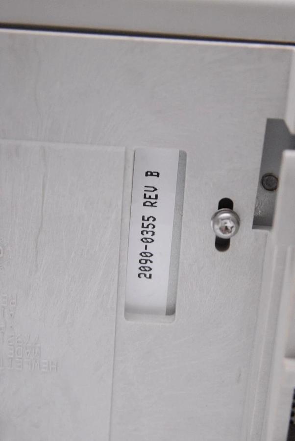 Used Agilent 2090-0355 DR5815 15" Multi-Synchronization CRT Monitor (Sonos 5500)