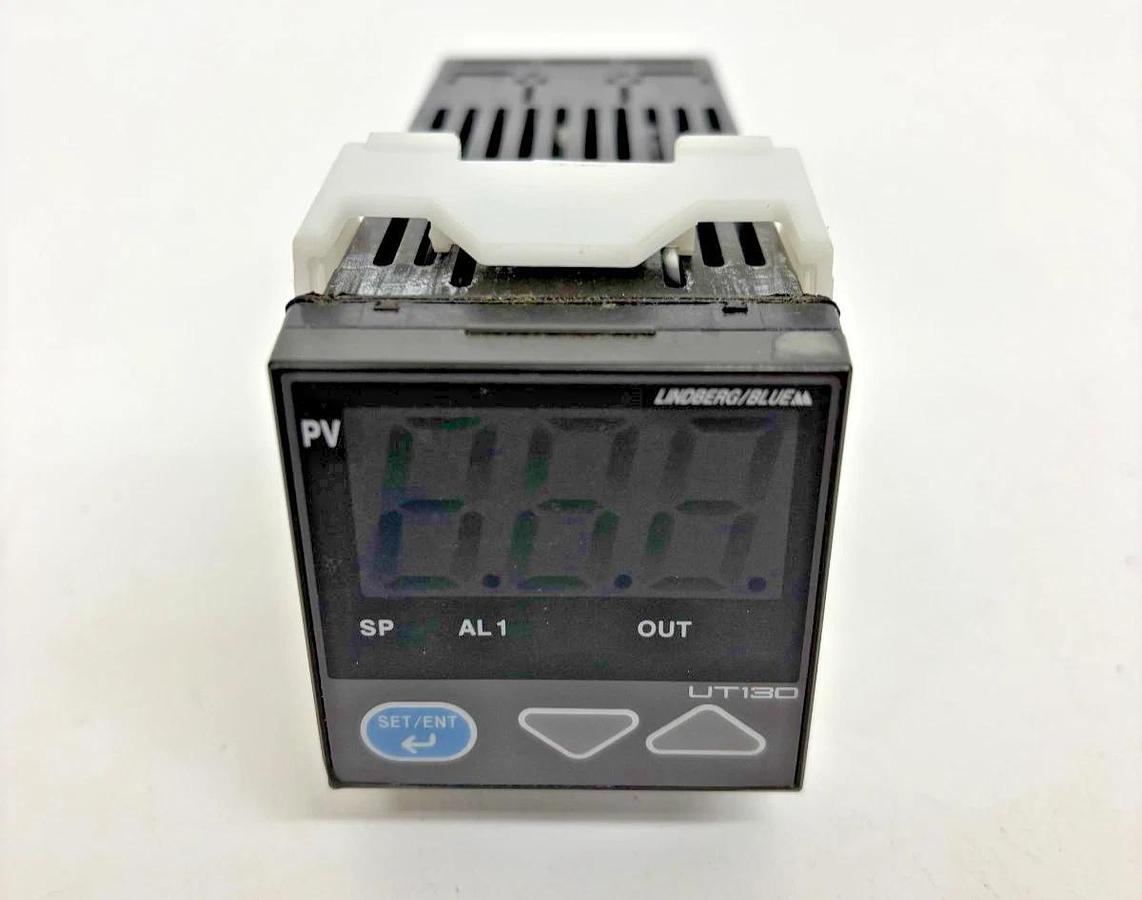 Used YOKOGAWA UT130 TEMPERATURE CONTROLLER