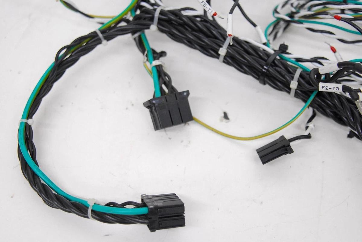 Used Kawasaki D32F-A001 - Lot of Cables/Connectors