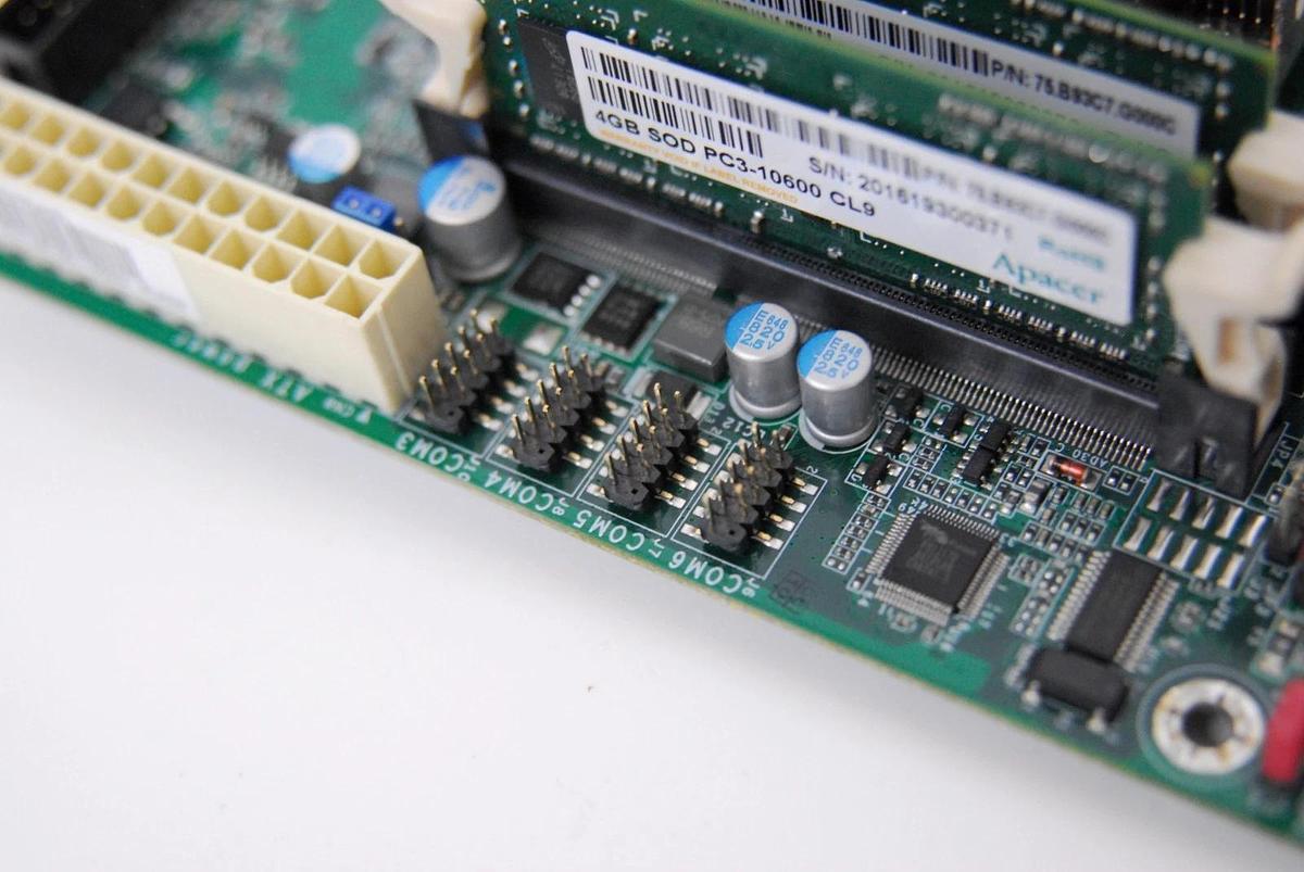 Used DFI HR100-CRM 774-HR1001-552G Mini-ITX Motherboard (8gb RAM, SR02T i7 CPU)