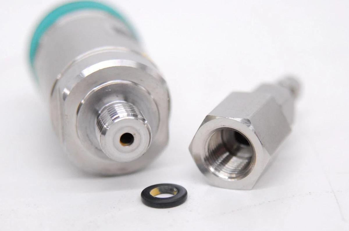 Used Burster 8227-5100-V134 8227 Series 100 bar Pressure Transmitter