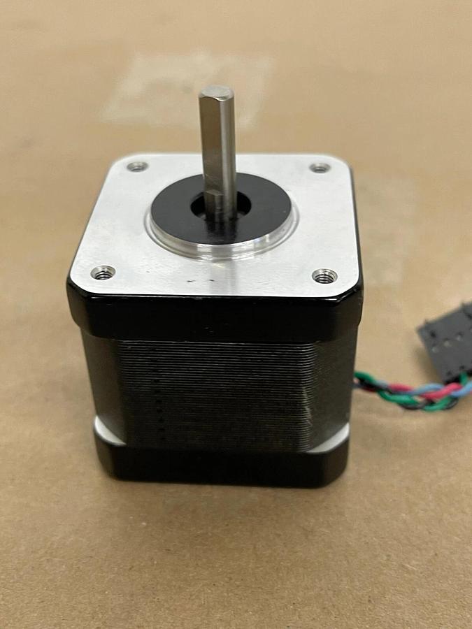 Used LIN Engineering 4118M-46S-01 Hybrid Stepper Motor