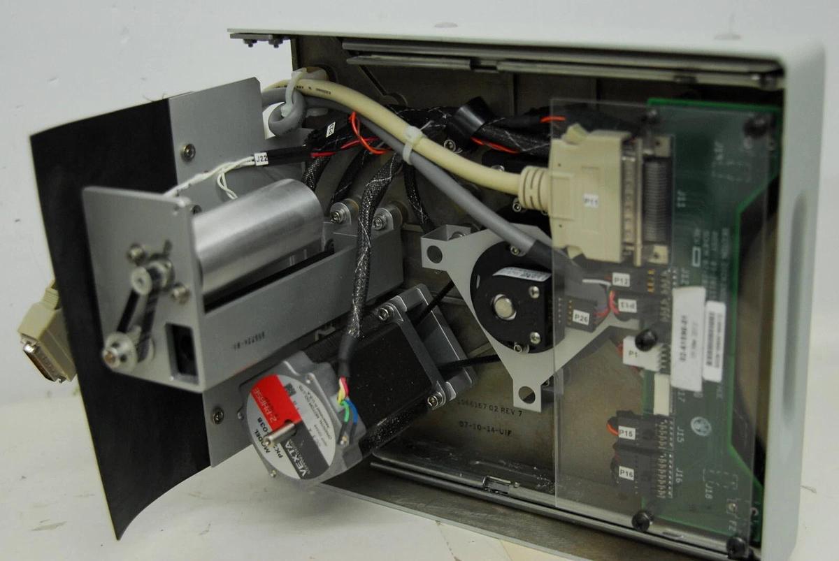 Used Becton Dickinson FACS Loader 02-61590-01 W/ Cover (FACSCalibur)