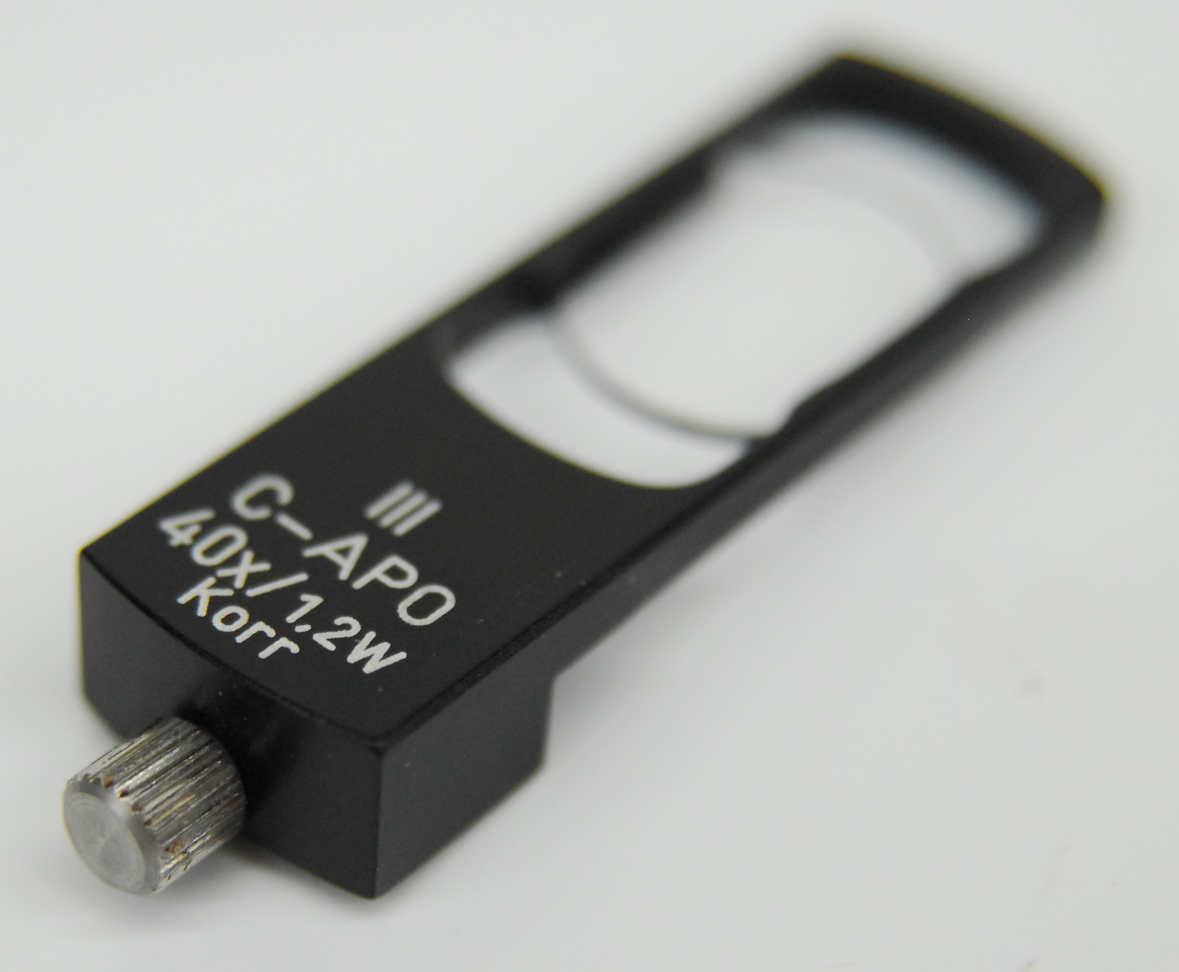 Used Zeiss 444460 DIC Prism III C-APO 40x/1.2W Korr (Axioplan 2 Imaging)