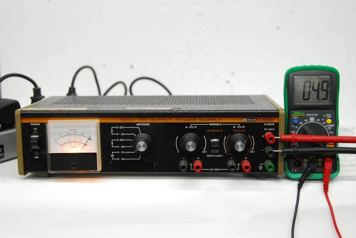 Used B&K Precision Dynascan 1650 Tri-Output Power Supply - TESTED