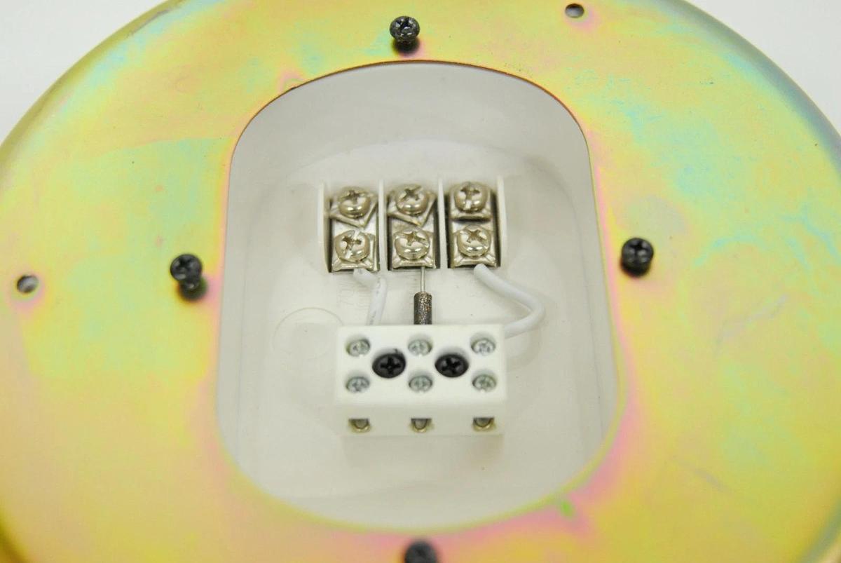 Used Bose Free Space DS16F Loudspeaker Ceiling Mounted Speaker W/ PC-16 Enclosure