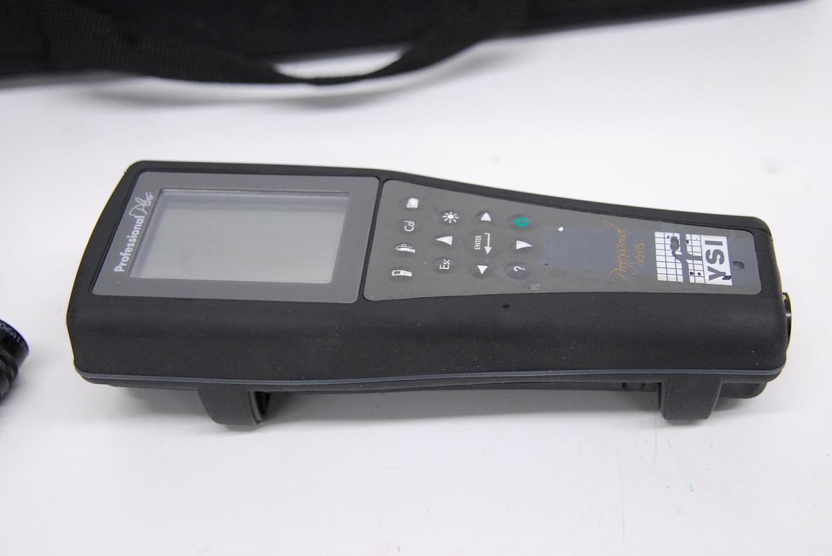 Used YSI Professional Plus Water Quality Meter W/ Quatro ISE-ISE-DO-COND-T, ProComm Kit 605604