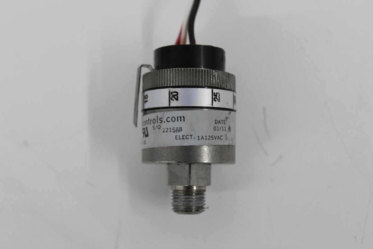 Used Whitman Controls P117G-3H-C12L-DIS Stainless Steel Pressure Switch