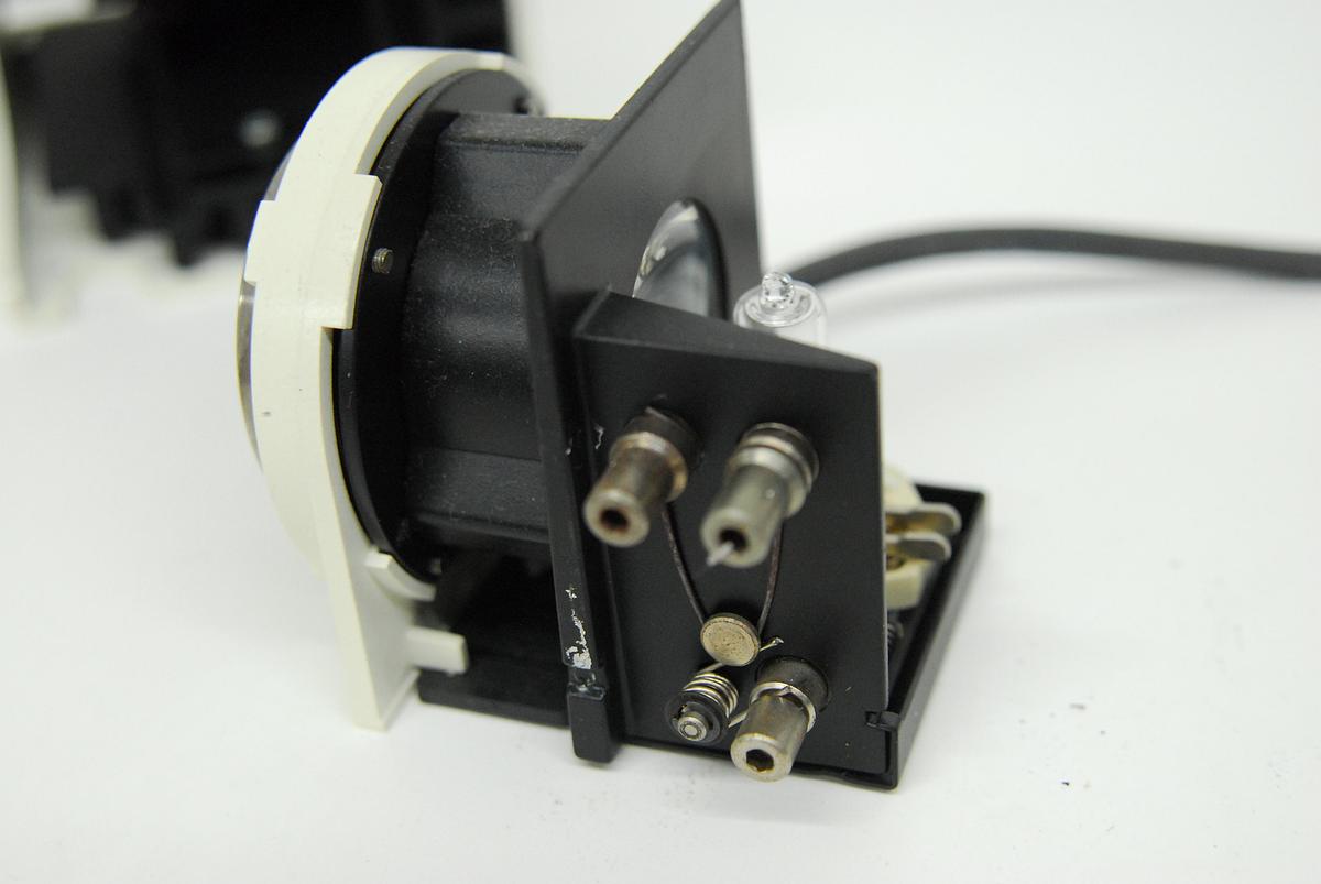 Used Zeiss 447217 Microscope Hal 100 Halogen Lamphouse