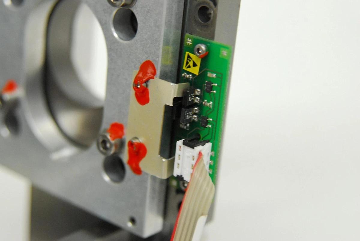 Used Zeiss Axiovert 200M - Motorized Focus Assembly