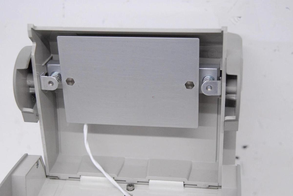 Used Applied Biosystems 2720 Thermal Cycler 4359659 - Read Description