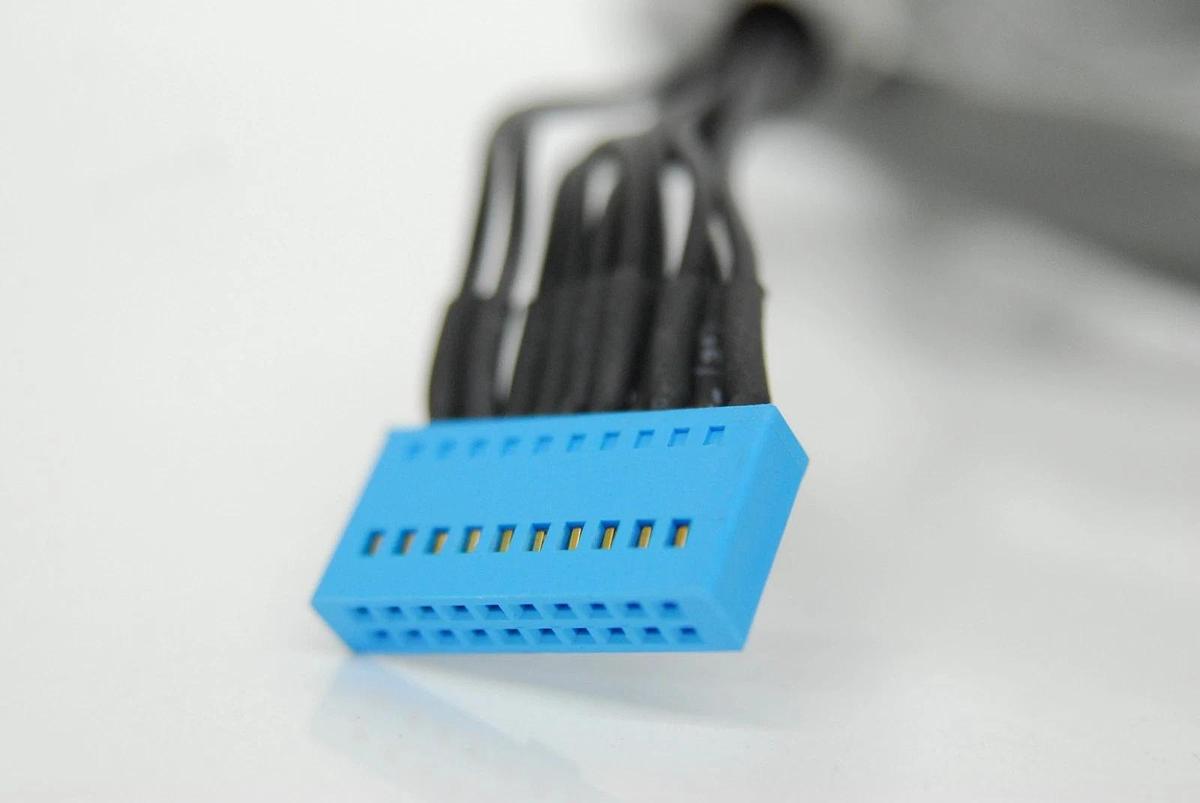 Used Jeol LA-2 LU-8 Cable - JEM-1230 TEM Electron Microscope