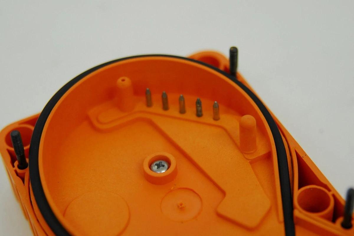 Used IFM efector ID0024 Inductive Proximity Sensor (IDE2050-ARKA/ID0024)