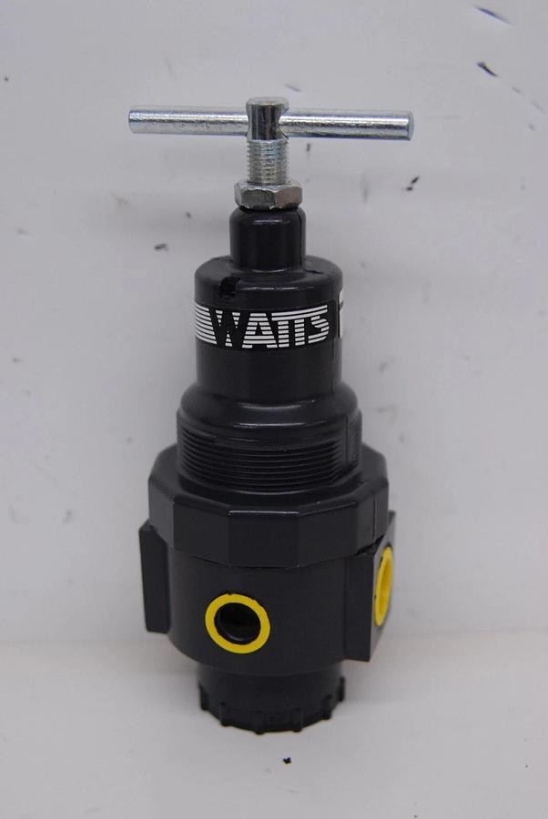 Used Watts R11-03C M3 Compact Regulator