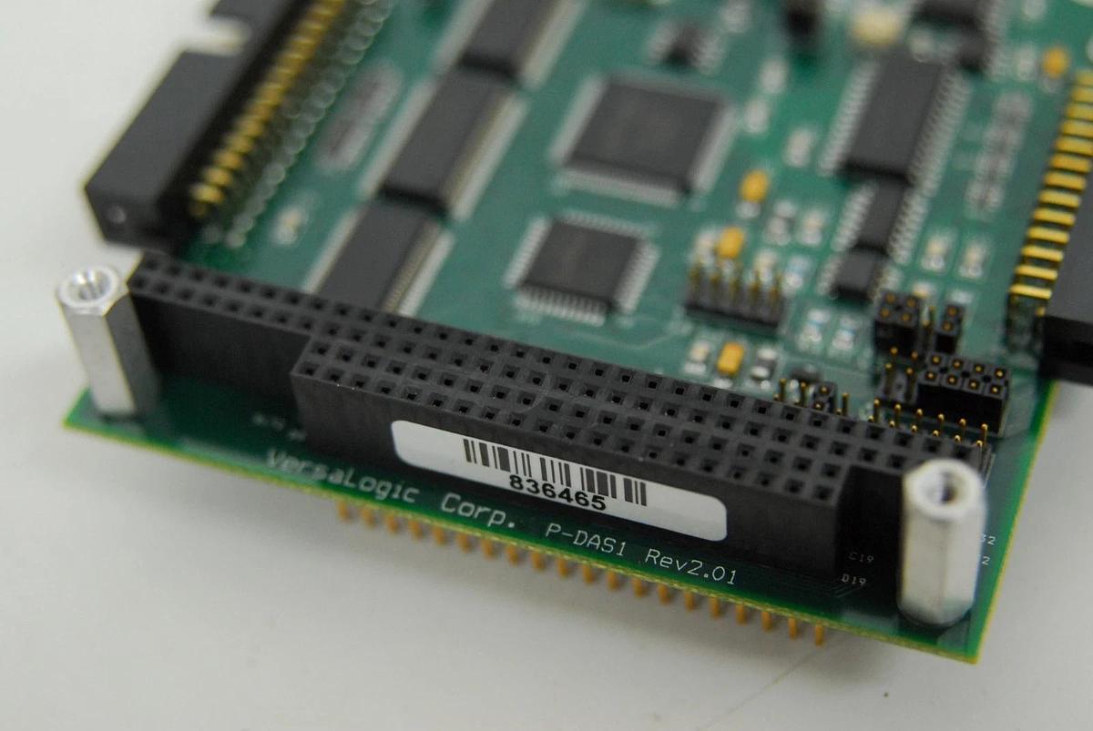 Used VersaLogic P-DAS1 VCM-DAS-1 PC/104 100kHz Analog Input/Output Digital I/O Module