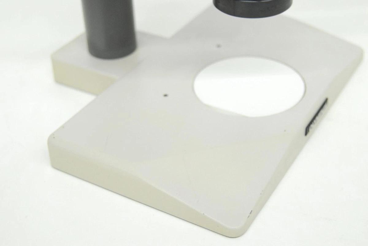 Used Olympus SZH Stereo Microscope W/ GWH10X-D/CD Eyepieces, DF PLAN 0.75X Objective