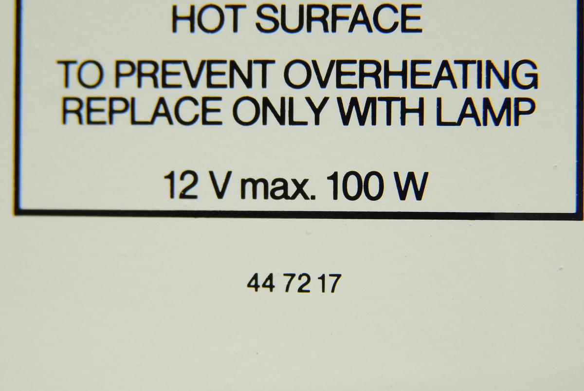 Used Zeiss 447217 Microscope Hal 100 Halogen Lamphouse