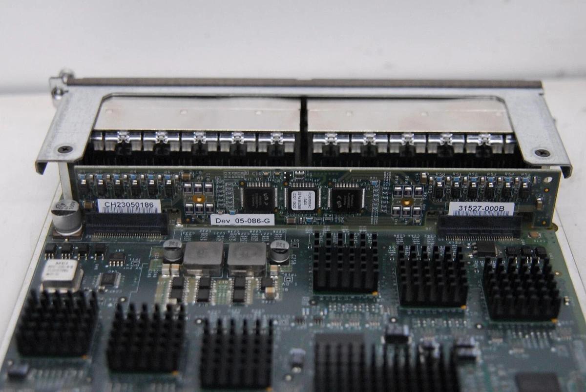 Used Foundry Networks FI424P 31529-101A FastIron SuperX 24-port Ethernet Module