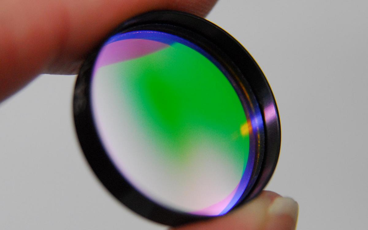 Used DeltaVision 34-100615-001 597-45 Cy3 25mm Fluorescence Filter