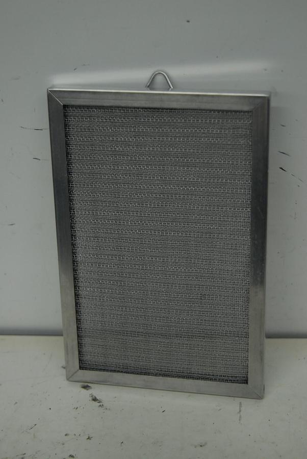 Used Metal Masters MM 9" x 6" x .5" Metal Air Filter