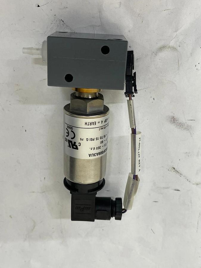 Used Gems 2200CG3F008A3UA Pressure Transducer 2200 Series