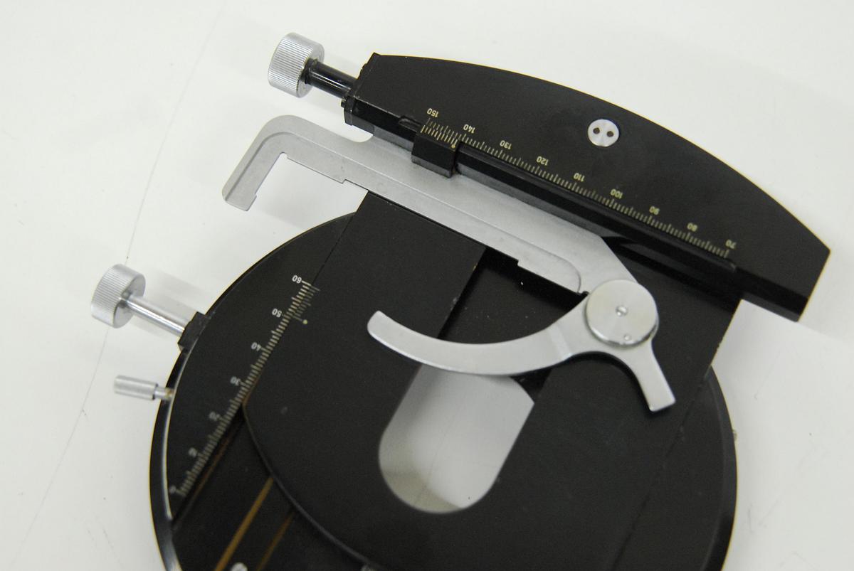 Used ZEISS 4701863 Rotating Mechanical XY Stage POL Stage - Universal Microscope