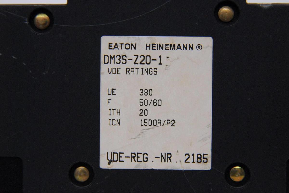 Used Eaton Heinemann 3HAC0871-1 DM3S-Z21-1 Circuit Breaker 20A/250V