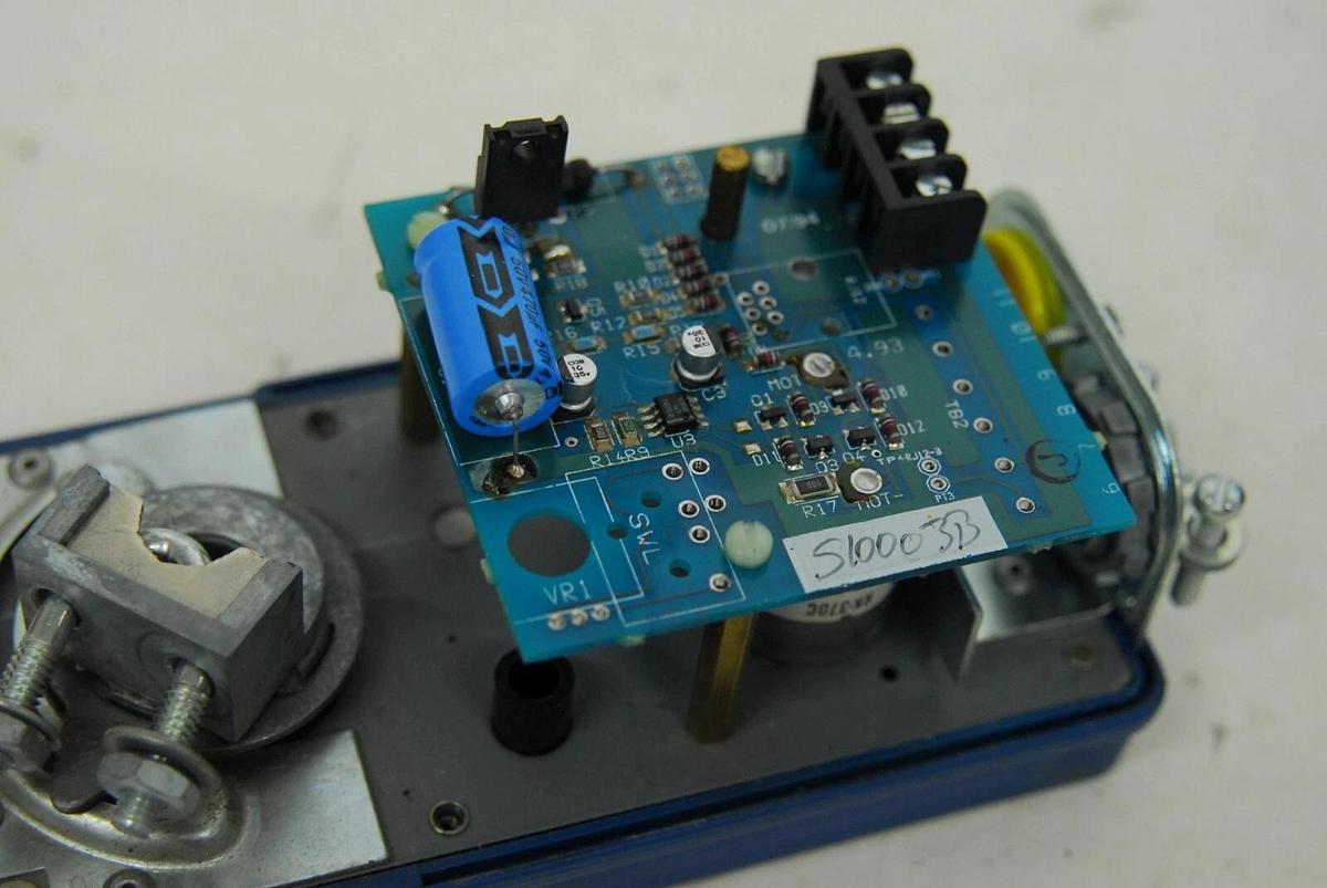 Used Neptronic NEP BBTS1000 Baby Blue HVAC Actuator