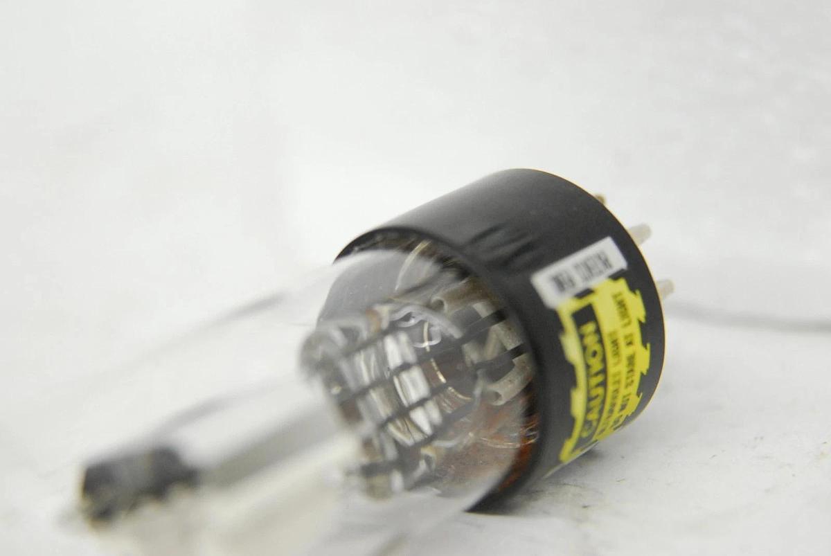 Used Hamamatsu L2D2 Deuterium Lamp L6380 (Shimadzu 062-65055-05) - Lot of 3