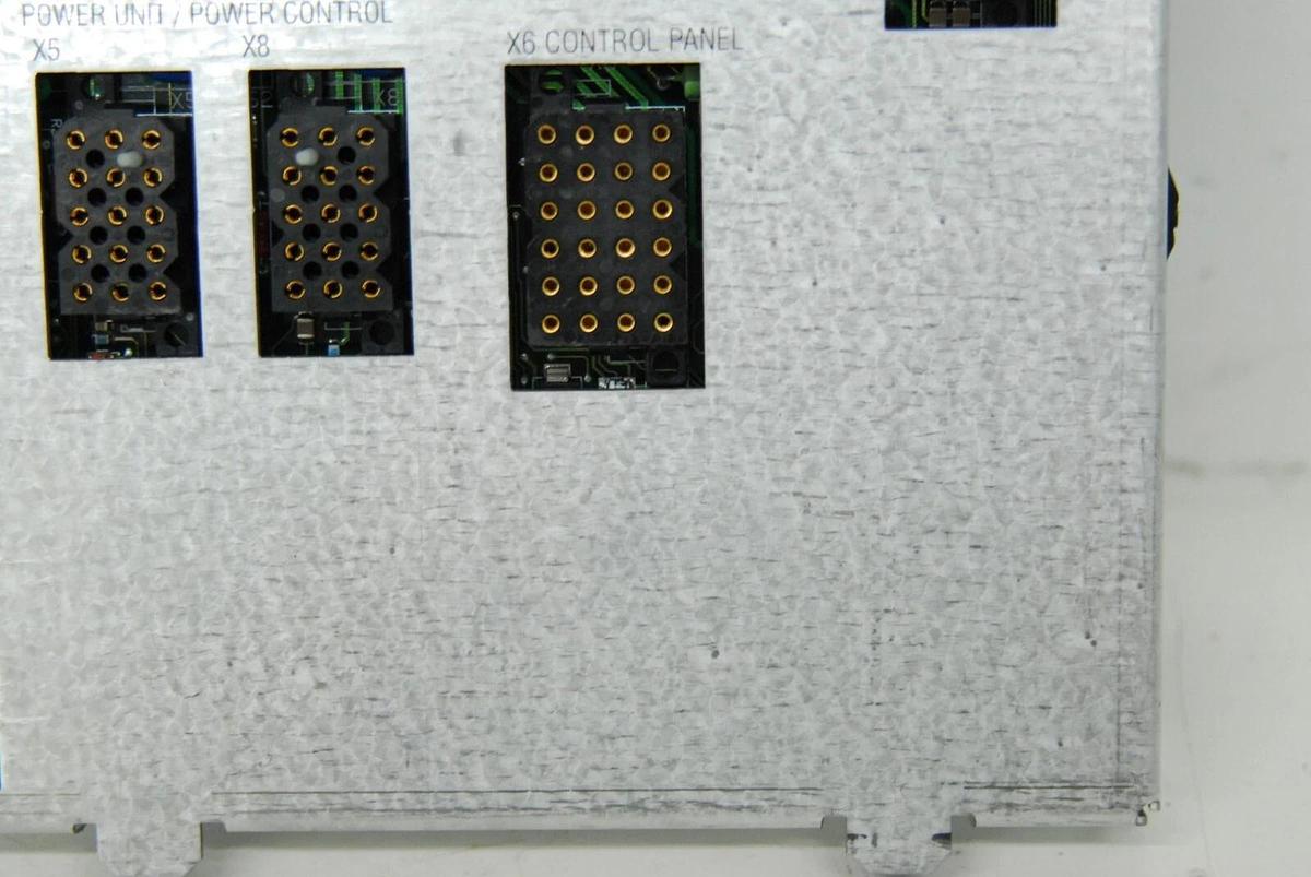 Used ABB DSQC331 3HAB7215-1/07 Circuit Control